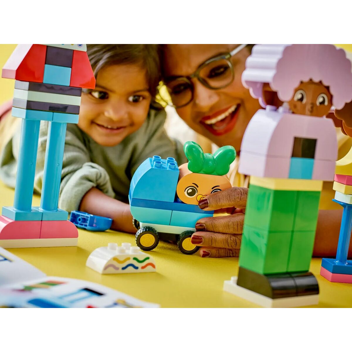 Statybos rinkinys Lego Duplo Buildable People with Big Emotions Spalvotas