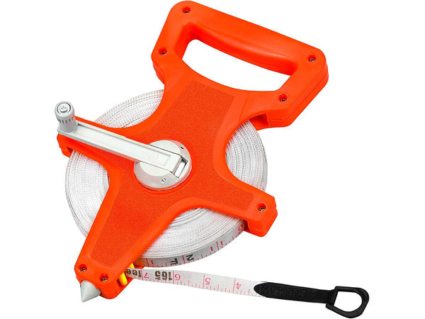 Xl matavimo juosta, susukta į 30 m ilgio matavimo juostą