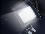 LED halogeninis prožektorius 20W su jutikliu (6000K, IP66)