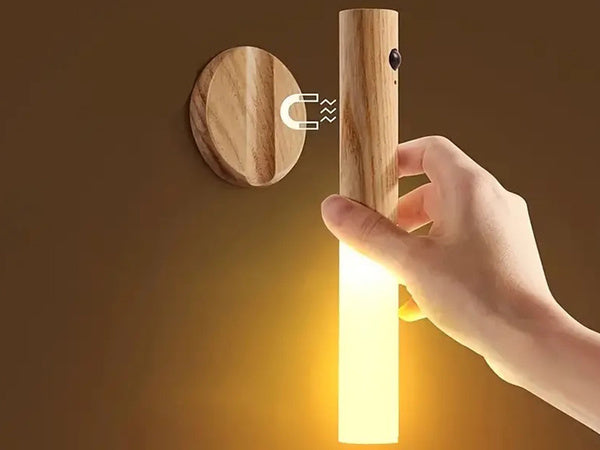 LED sieninis šviestuvas su judesio detektoriumi (šiltai šviečiantis, magnetinis)