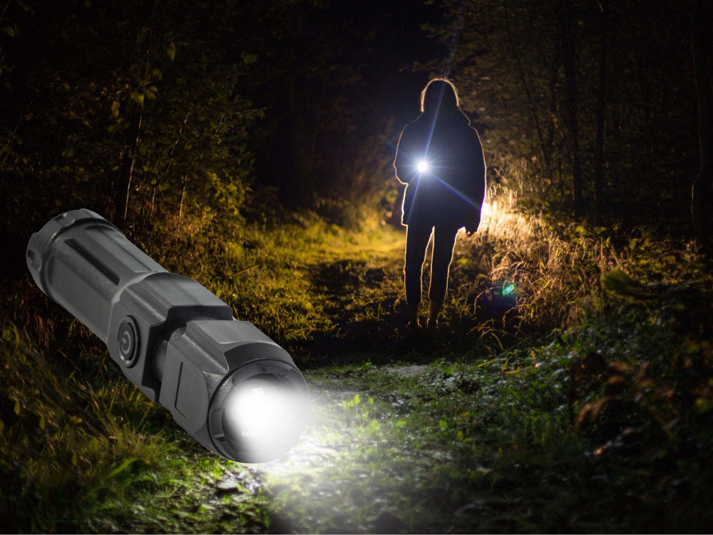Įkraunamas taktinis led žibintuvėlis zoom xpe vadovaujama kariuomenė stiprus policija