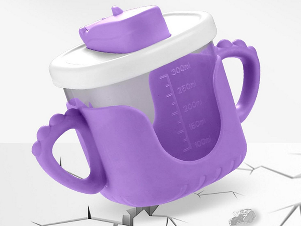 Kūdikių gertuvė su silikoninėmis rankenėlėmis (300 ml, su šiaudeliu)