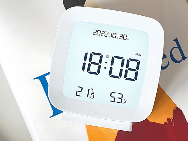 Žadintuvas su data ir temperatūra su snaudimo funkcija lcd drėgmės ore, Baltas, Szín, Fehér