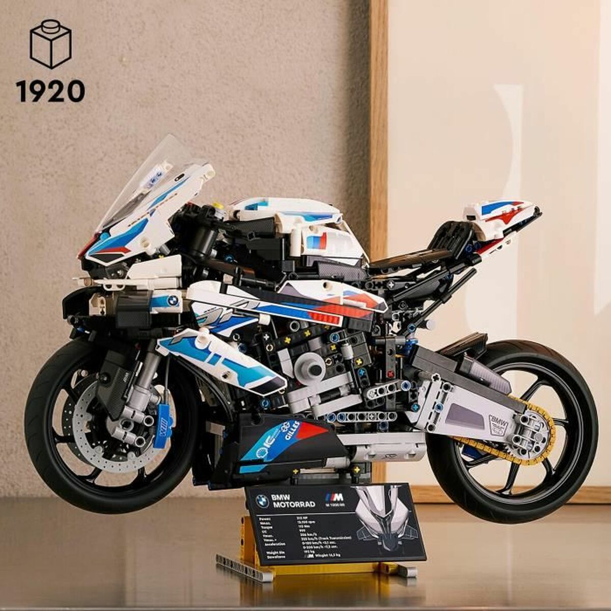 Statybos rinkinys   Lego Technic BMW M 1000 RR Motorcycle         Spalvotas