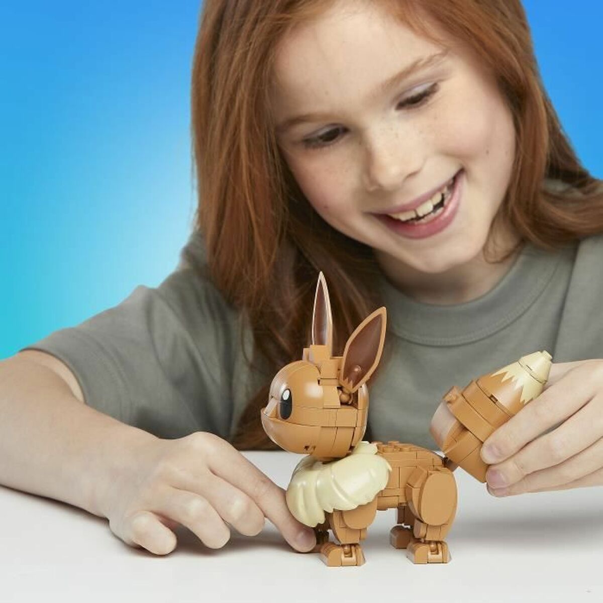 Sujungiama dalis Mega Construx  Eevee Medium + 7 metų 215 Dalys