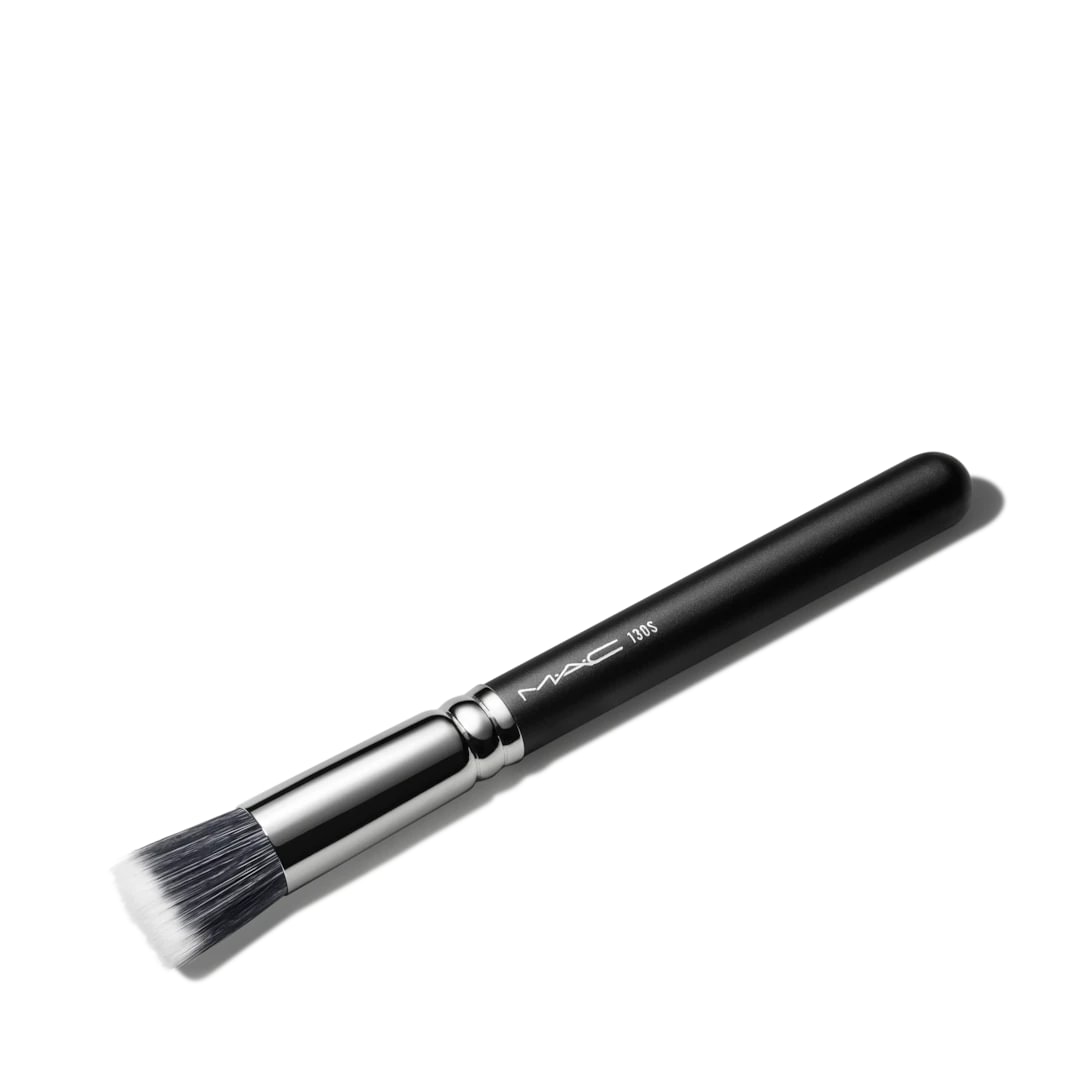 MAC Brush 130s Short Duo Fiber šepetėlis