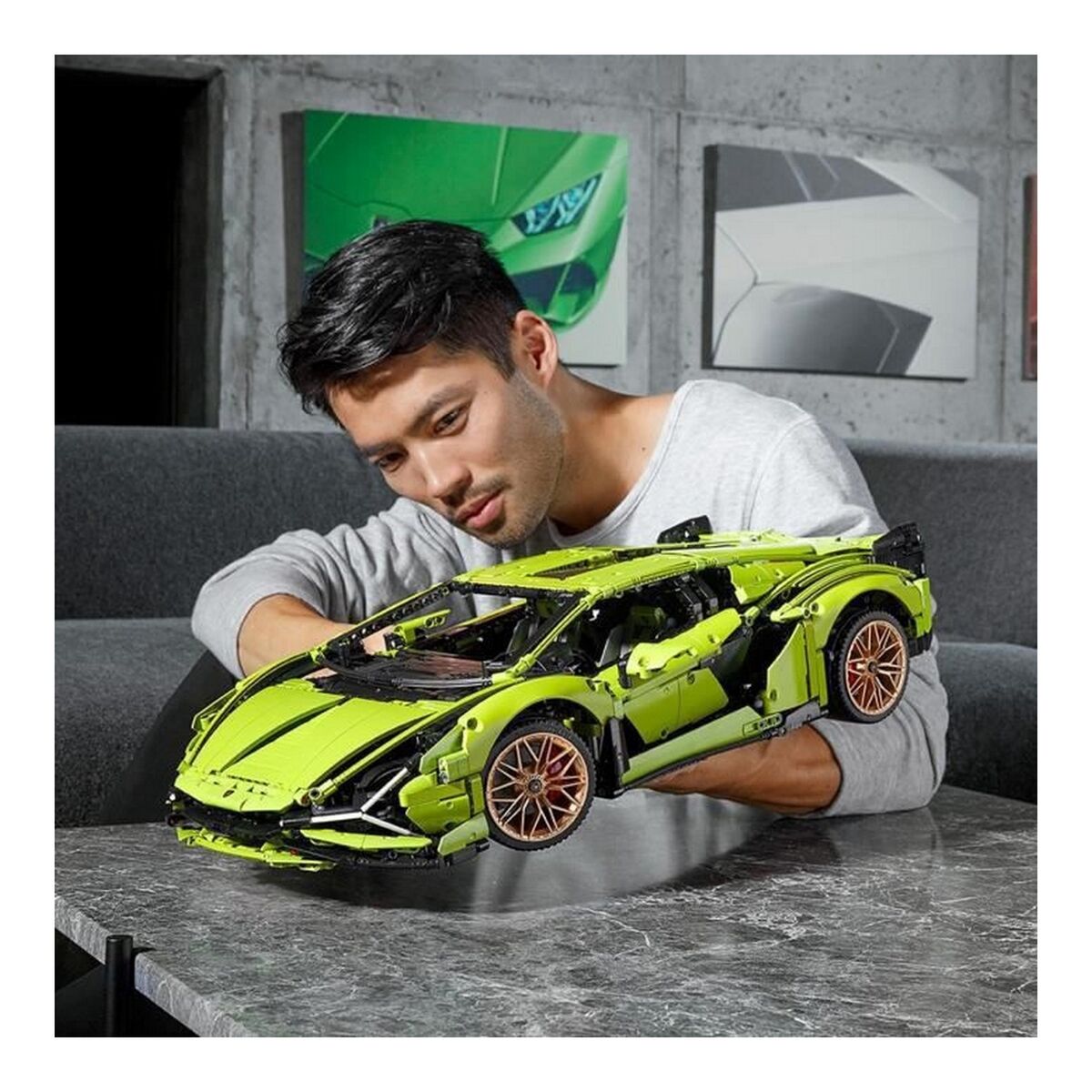 Statybos rinkinys   Lego Lamborghini Sián FKP 37         Spalvotas