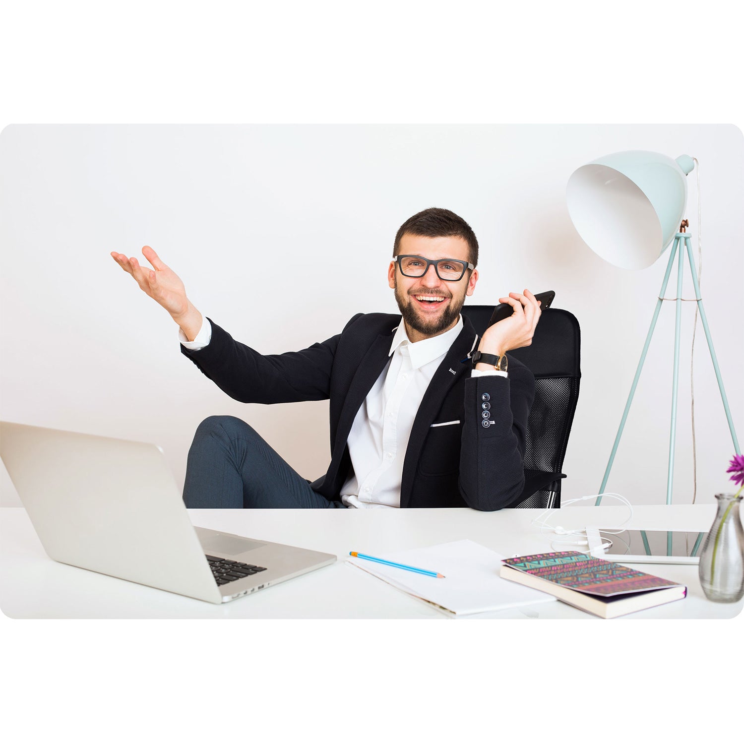 Sofotel Tamar biuro kėdė iš mikrovilkių, juoda