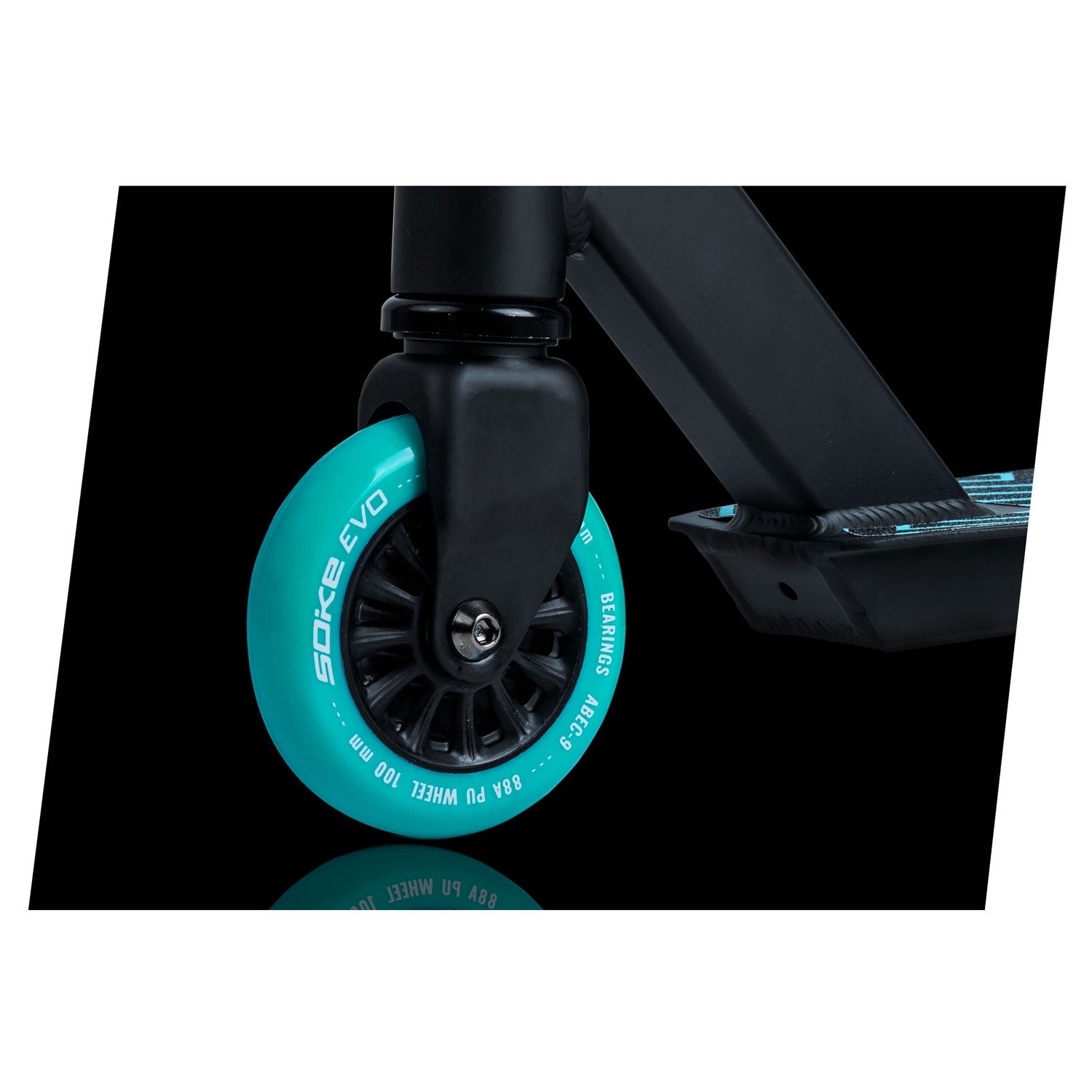 SOKE EVO juodoji kardinalinė kojinė