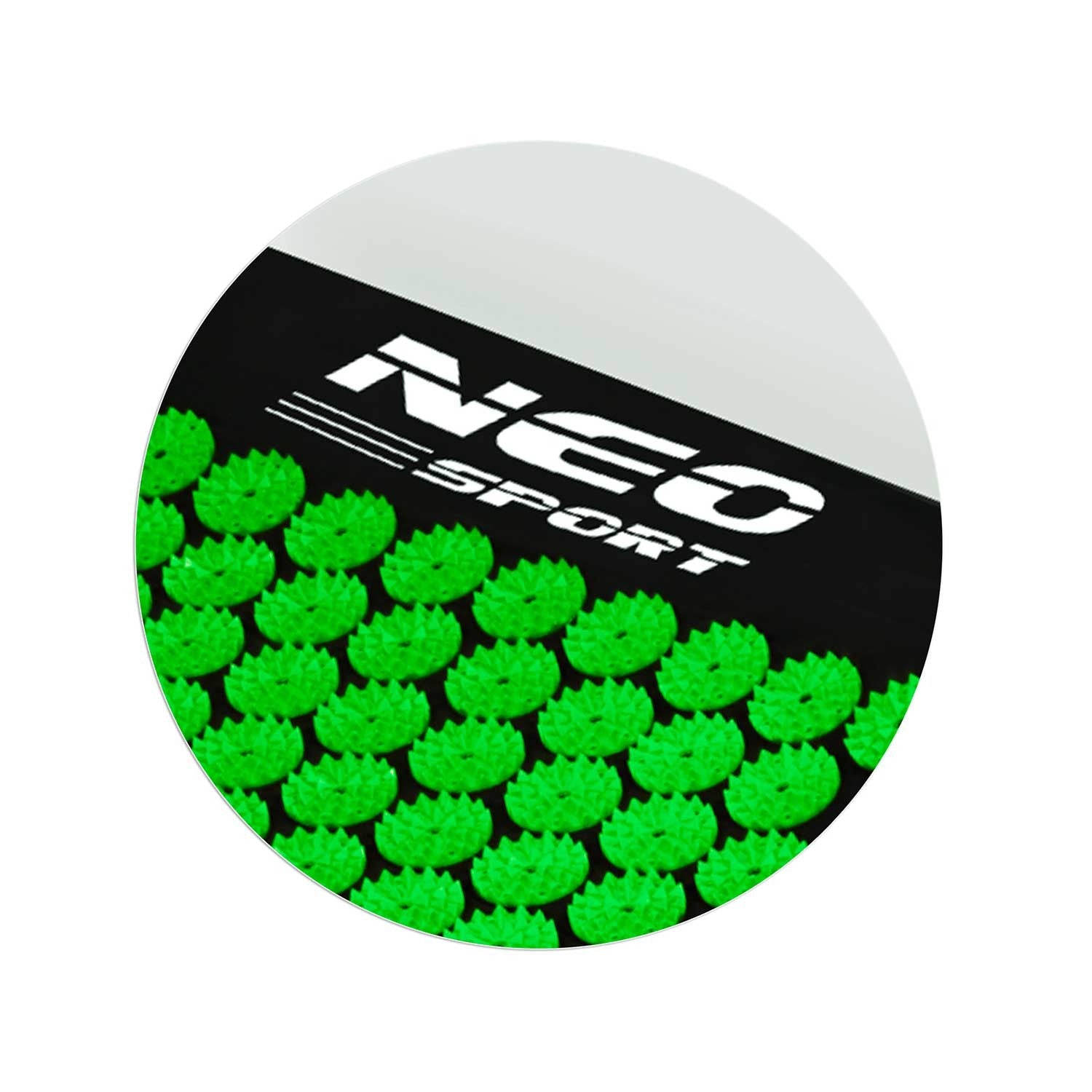 Juodai žalios spalvos Neo-Sport NS-901 spygliuočių akupresūros mata