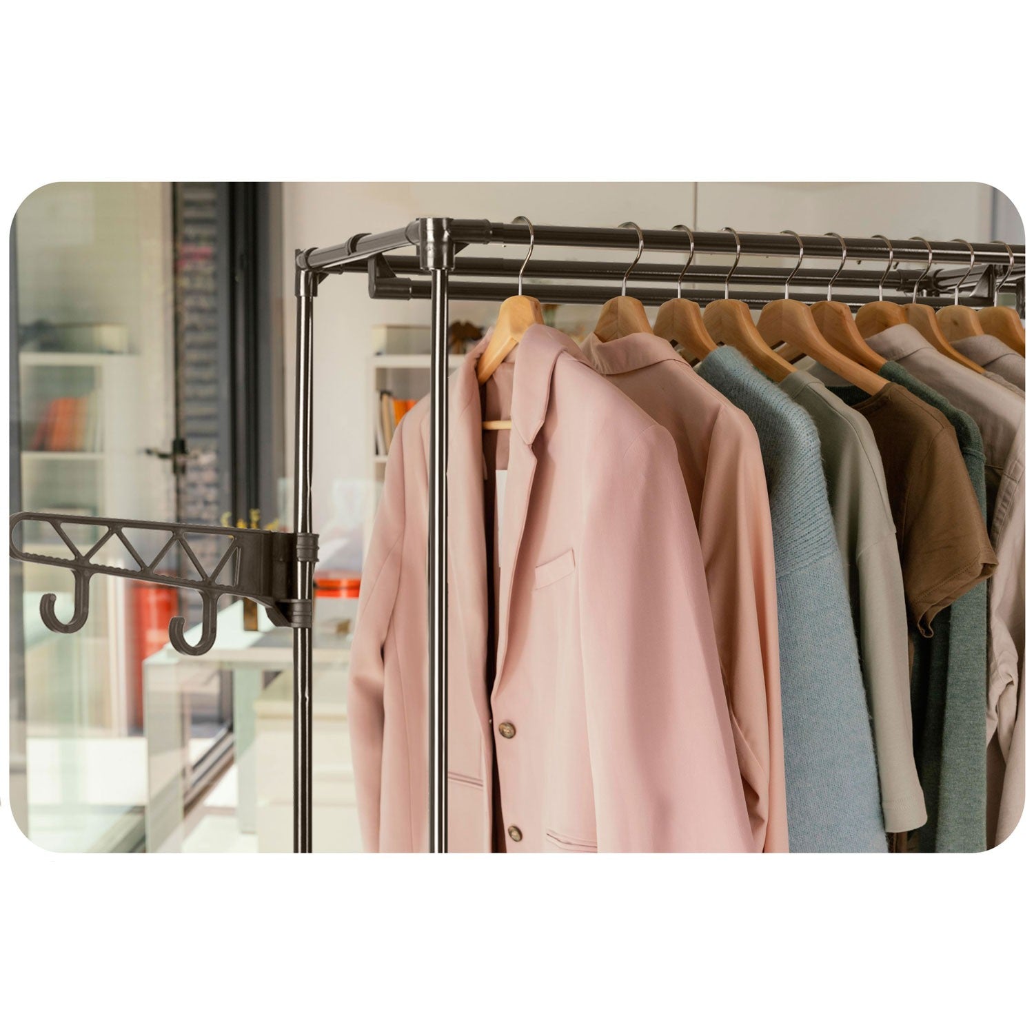 Žinai, stovi Masido 686600 juoda